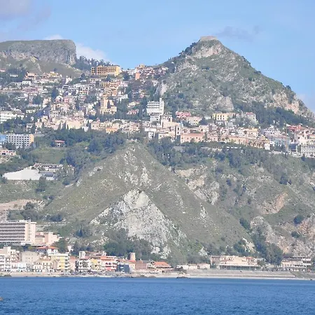 Holiday home Taormina Mare 300 Metri Dal Mare Giardini Naxos